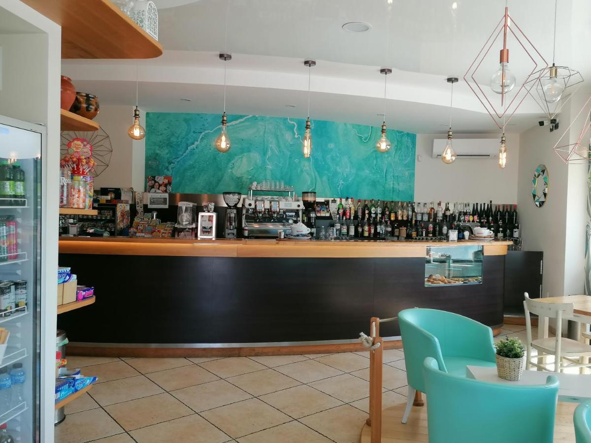 Albergo Le 2 Rose San Severino Marche Bagian luar foto