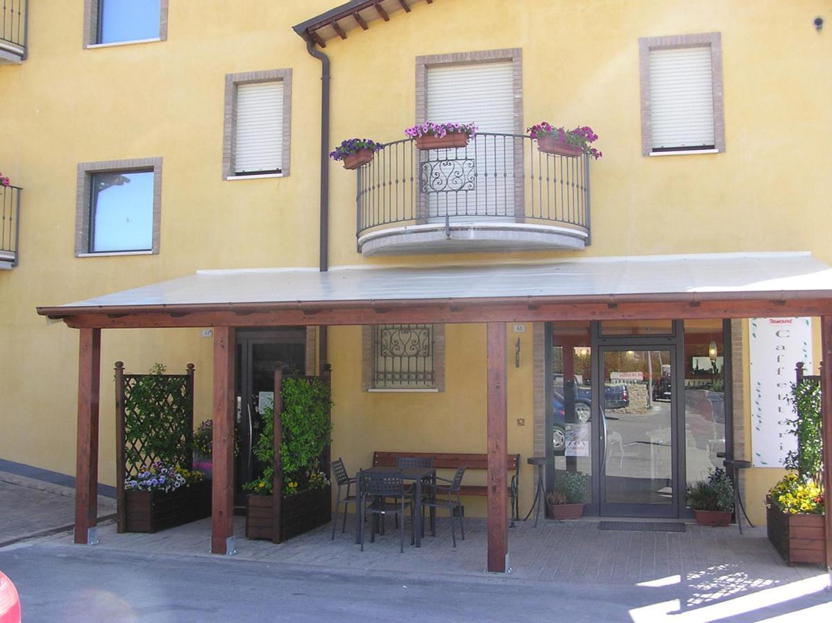 Albergo Le 2 Rose San Severino Marche Bagian luar foto