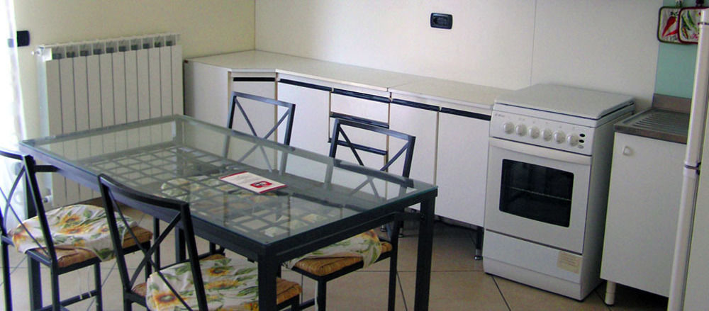 Albergo Le 2 Rose San Severino Marche Bagian luar foto